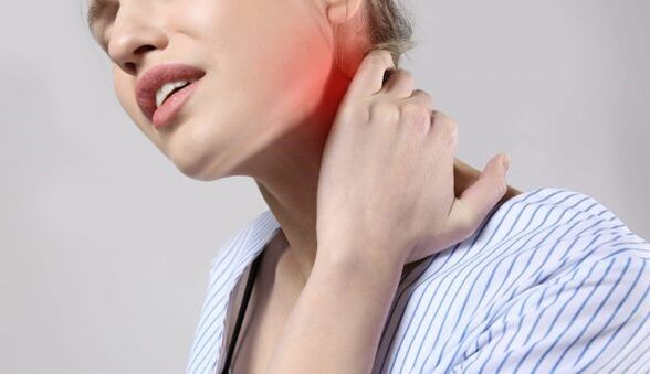 When there is osteonecrosis of the cervical spine, there is pain in the neck and shoulders. 