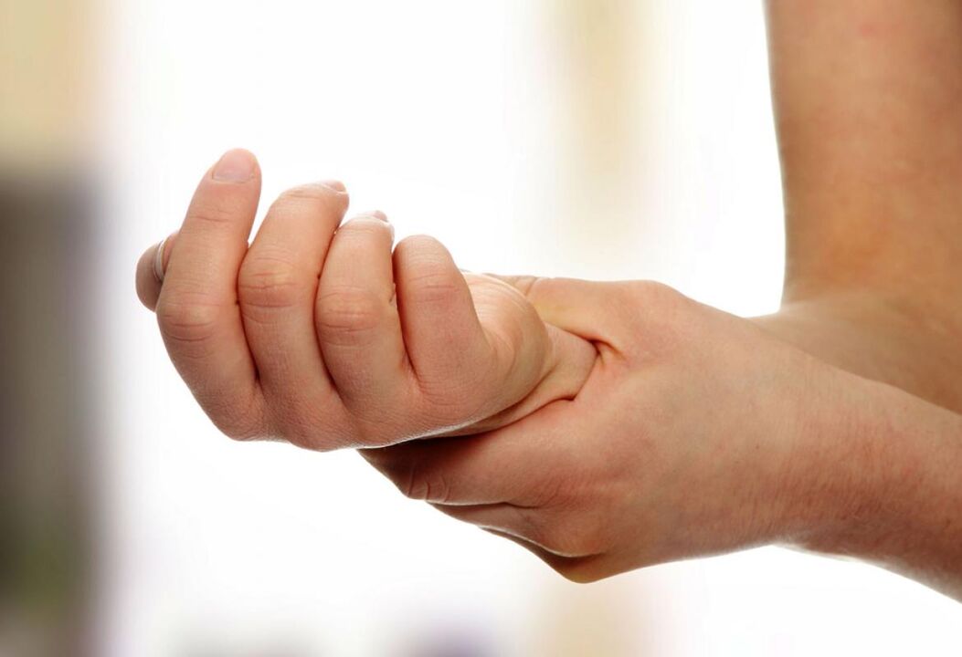 hand and finger joint pain